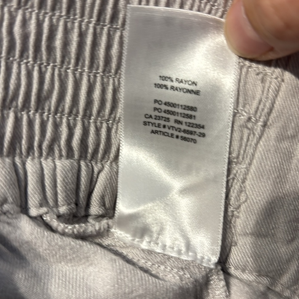 Aritzia Sunday Best Sullivan Pants in Dove Grey Wide Leg and Cropped - Picture 8 of 8